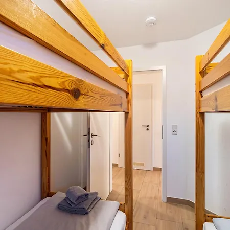 Zur Piste Апартаменти *